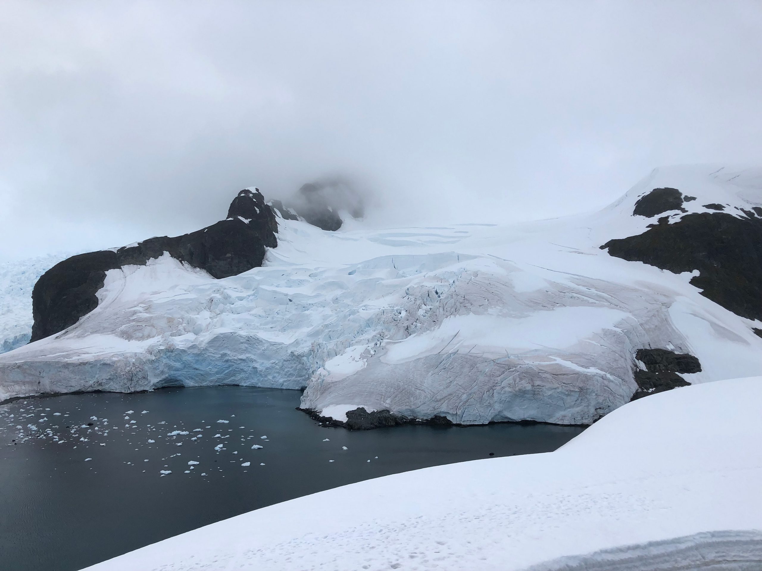 南極「終末の氷河」の危機を地球工学は救えるか？